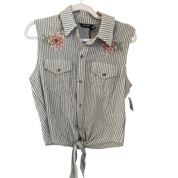 DRIFTWOOD Tops - Driftwood‎ Size S Green Striped Floral Embroidered Tie Front Top Western Boho